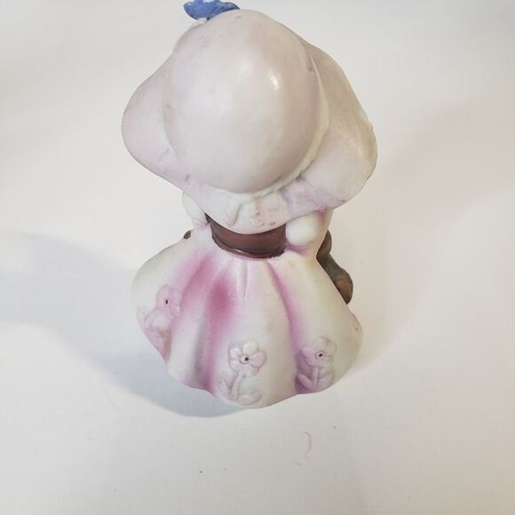 Adorable Vintage Made in Taiwan Rep of China Porcelain January Girl Figurine 4" - Picture 6 of 8